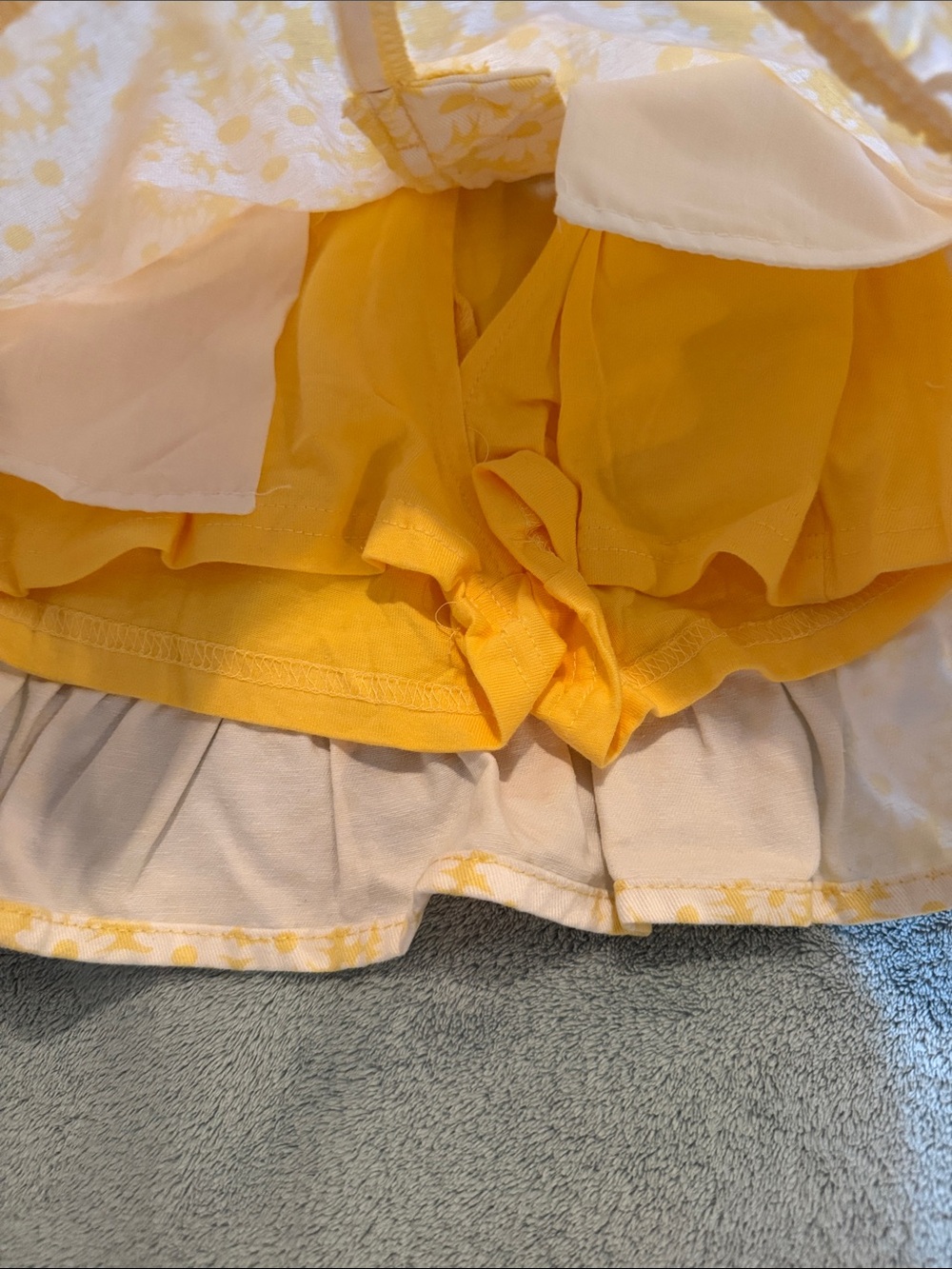 Levi's Yellow Floral Ruffle Skort - Picture 2 of 4